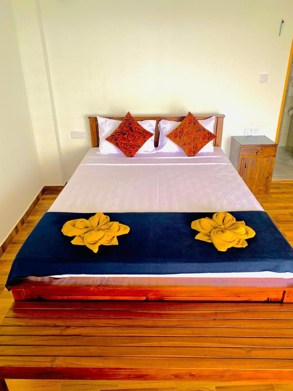 Bed and Breakfast Pleasant Peak Ella Exterior foto